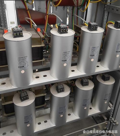 電力電容器工作前的注意事項(xiàng)